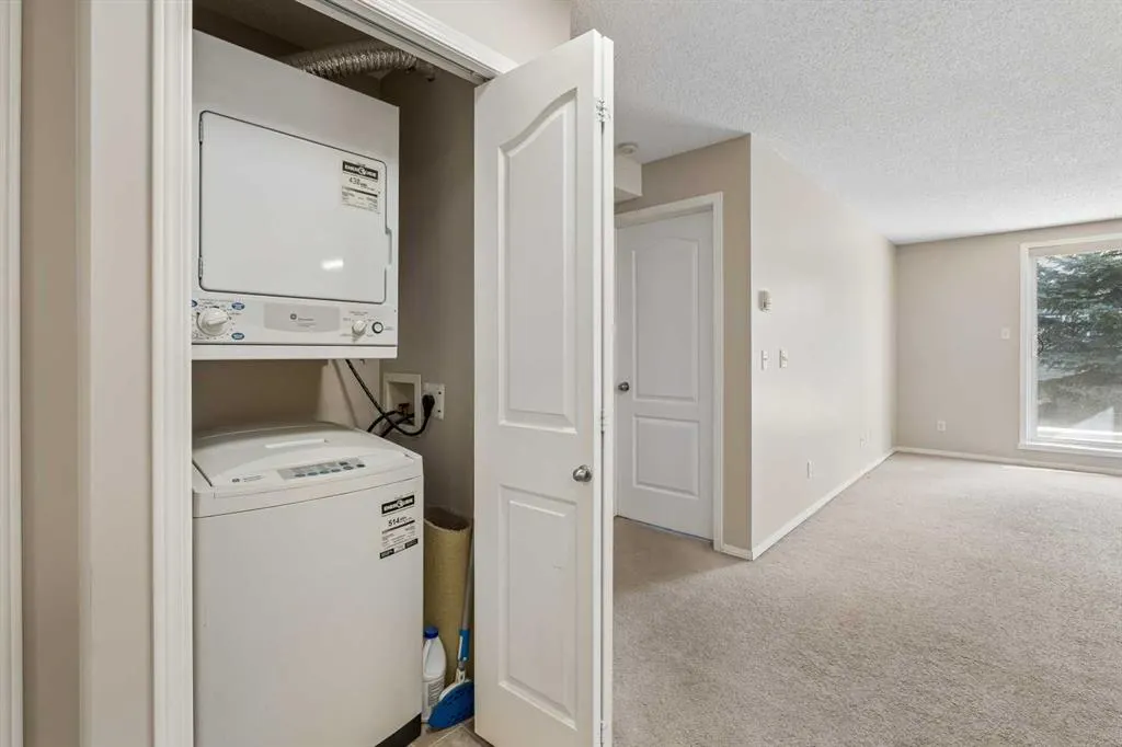 2371 Eversyde Avenue SW #2117