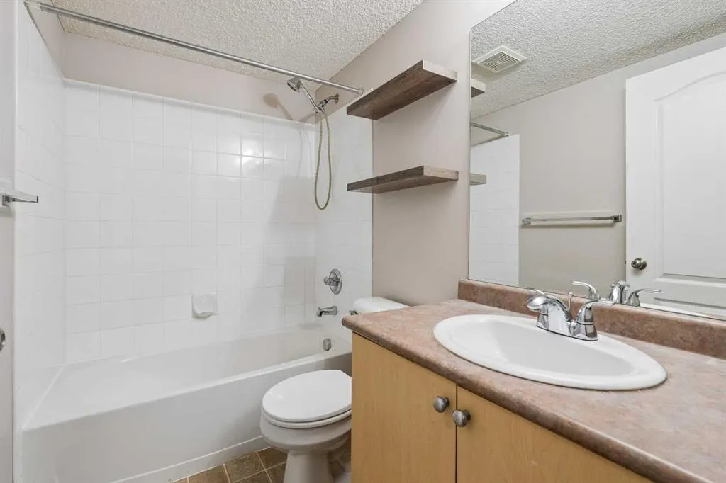 2371 Eversyde Avenue SW #2117