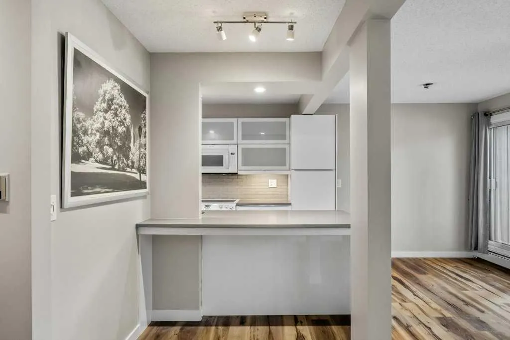 814 4A Street NE #7