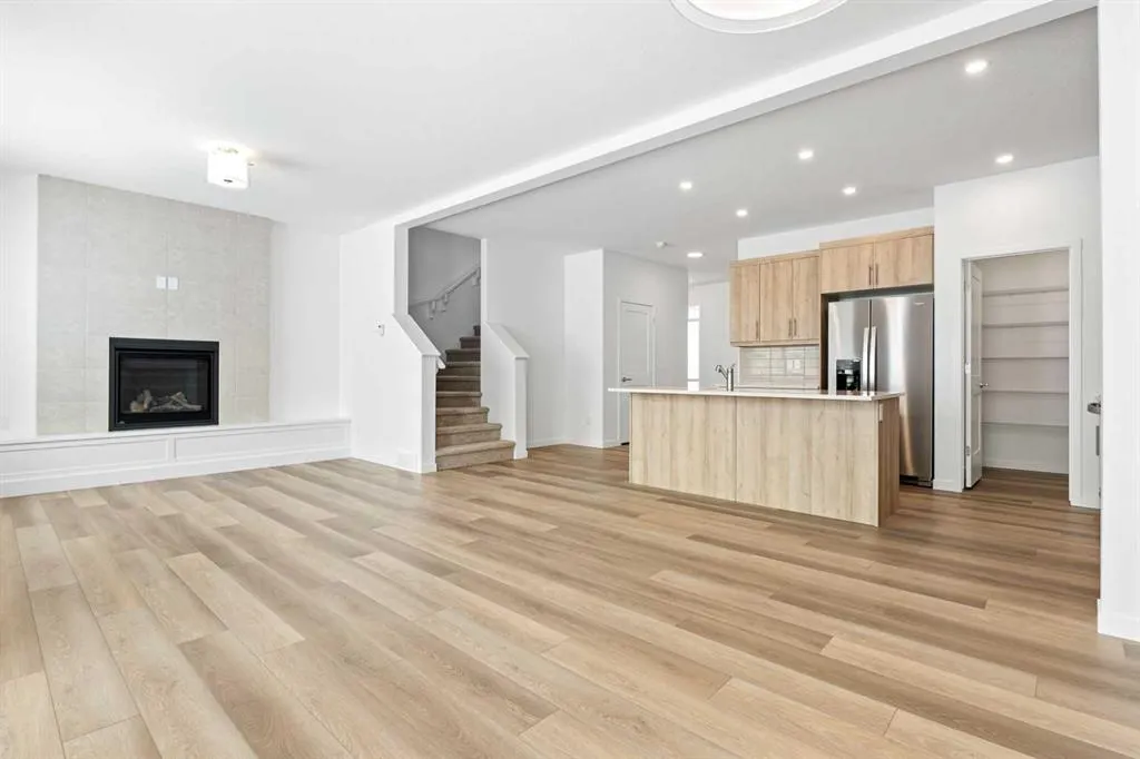398 Ellen Park