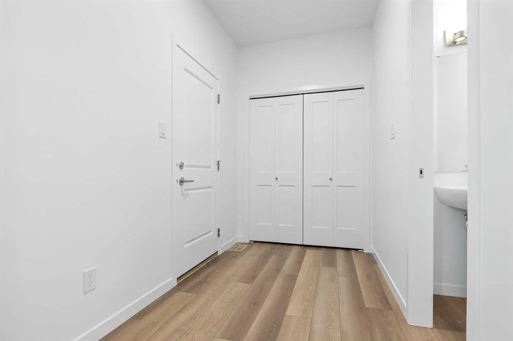 398 Ellen Park