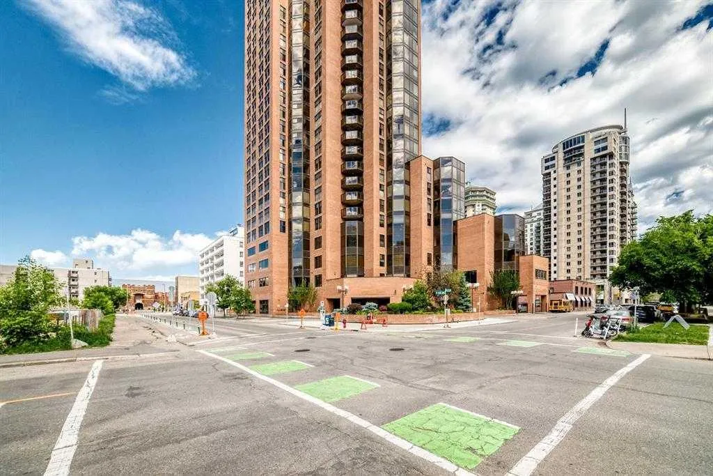 1100 8 Avenue SW #277