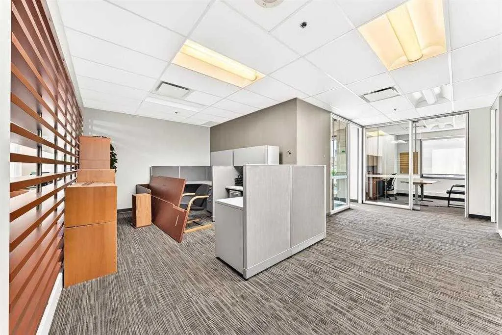 1100 8 Avenue SW #277