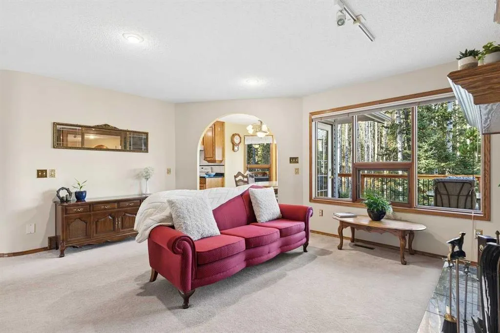 79 Meadow View Road
