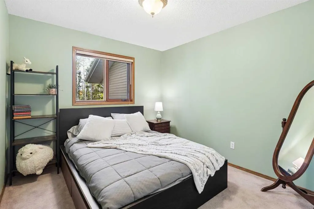 79 Meadow View Road