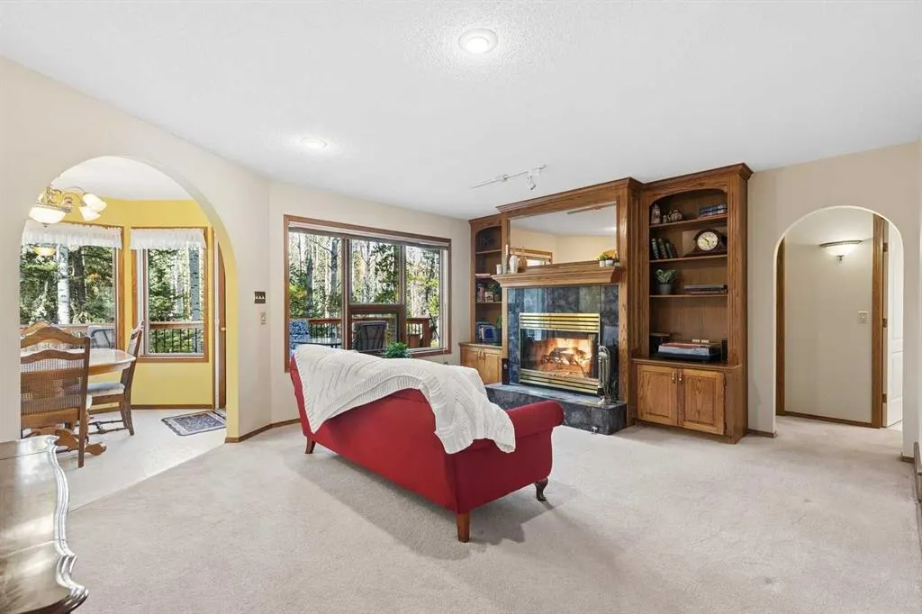 79 Meadow View Road