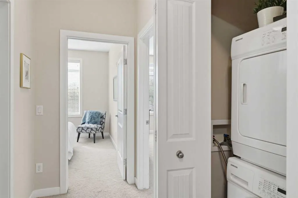 1005B Westmount Drive #104