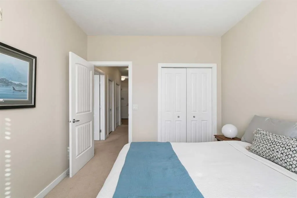 1005B Westmount Drive #104
