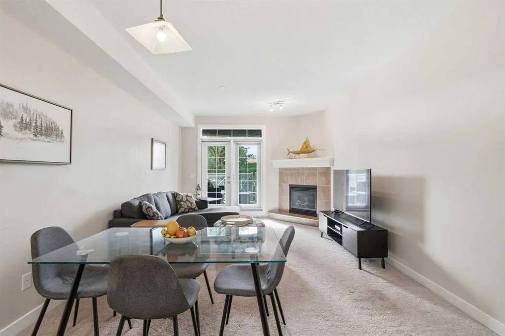 1005B Westmount Drive #104