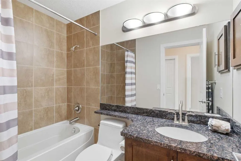 1005B Westmount Drive #104