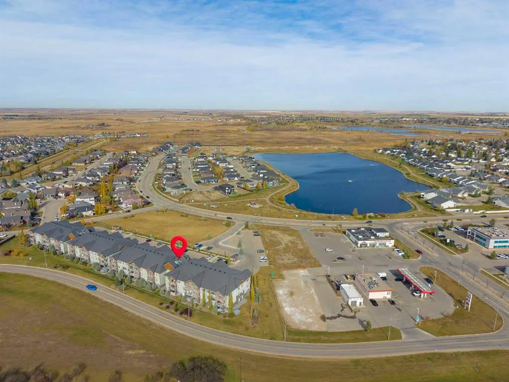 1005B Westmount Drive #104