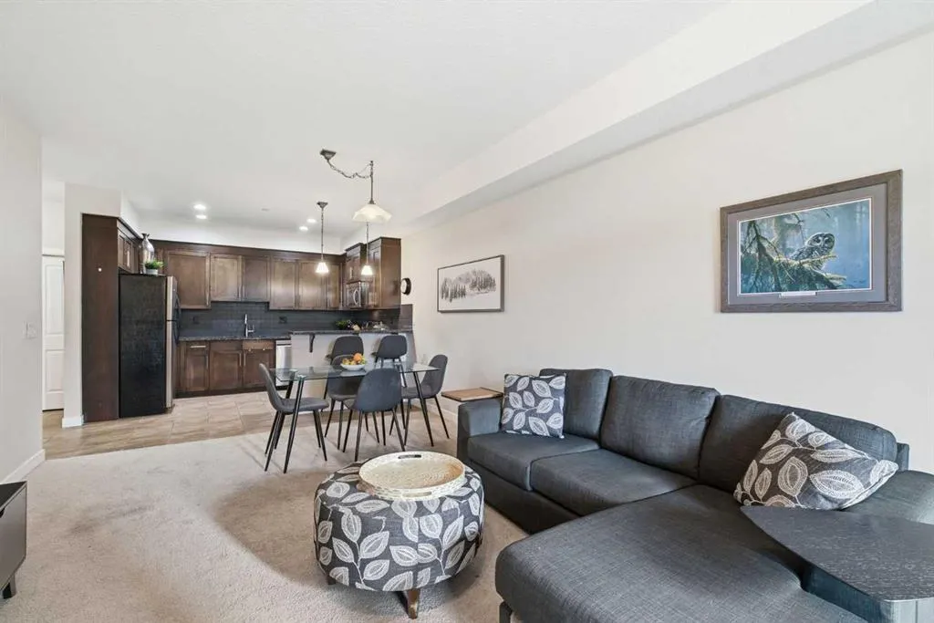 1005B Westmount Drive #104