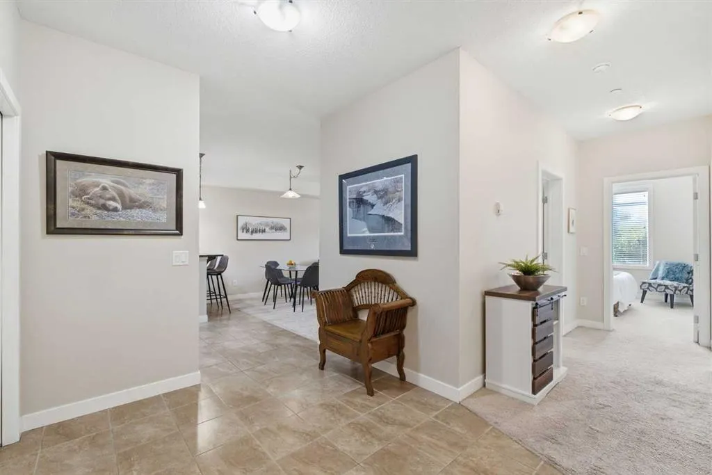 1005B Westmount Drive #104