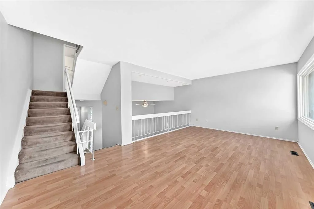 410 Brae Glen Crescent SW