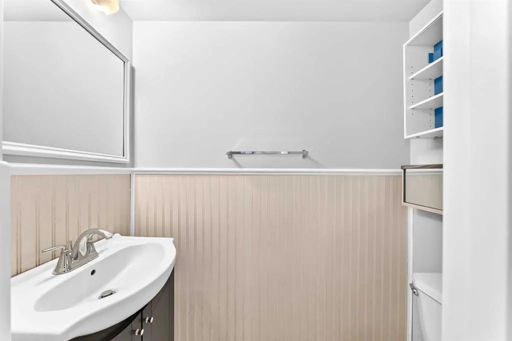 410 Brae Glen Crescent SW