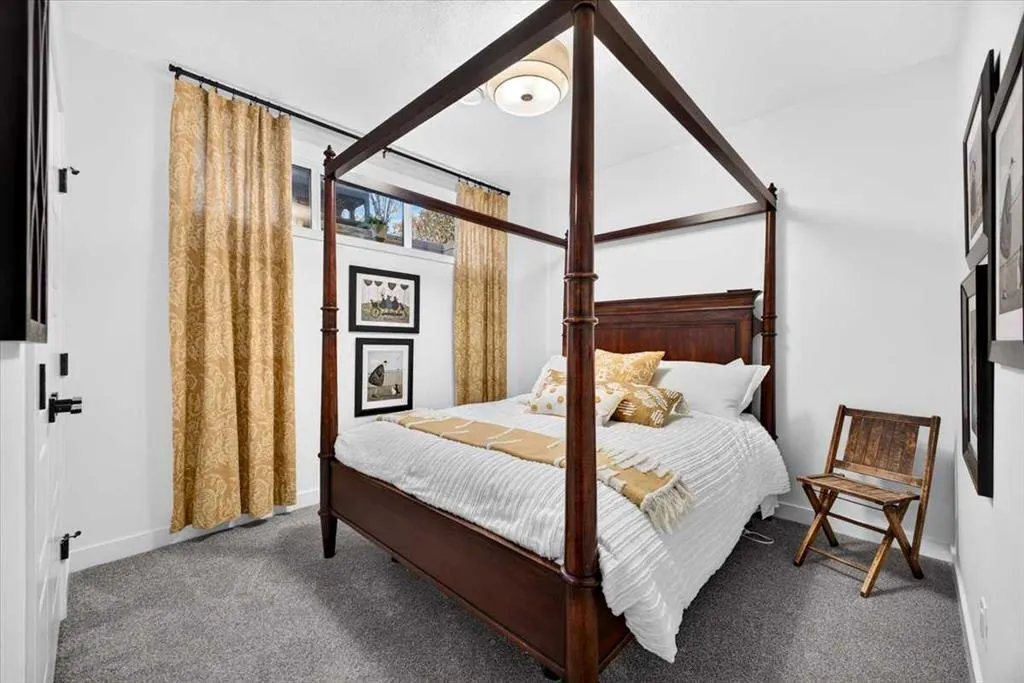 259 Marina Cove SE