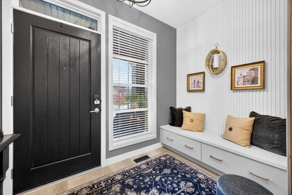 259 Marina Cove SE