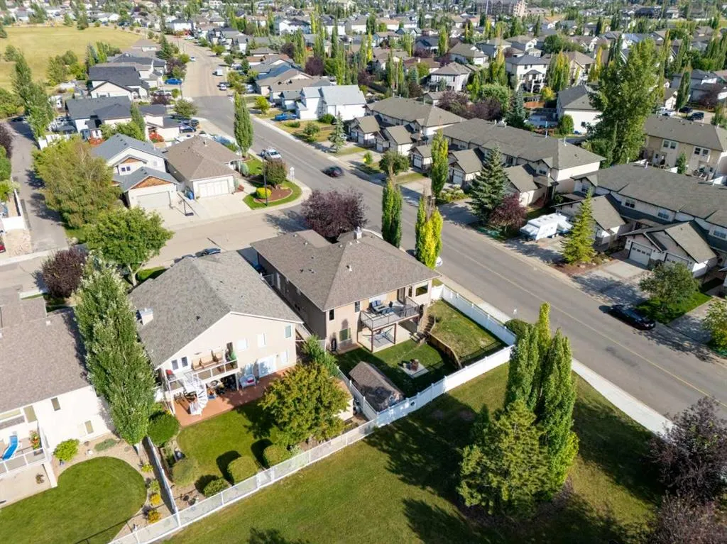 125 Ainsworth Crescent