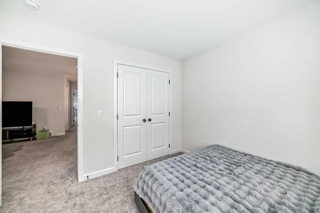 248 Lavender Manor SE