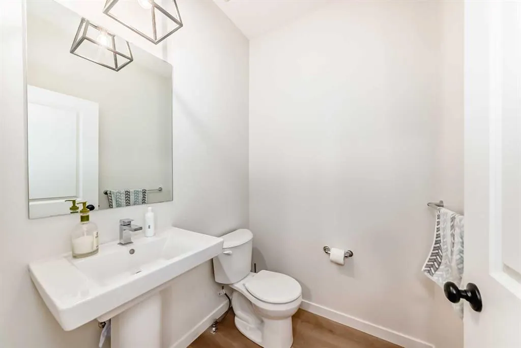248 Lavender Manor SE