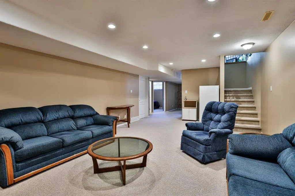 150 Fairmont Road S #8