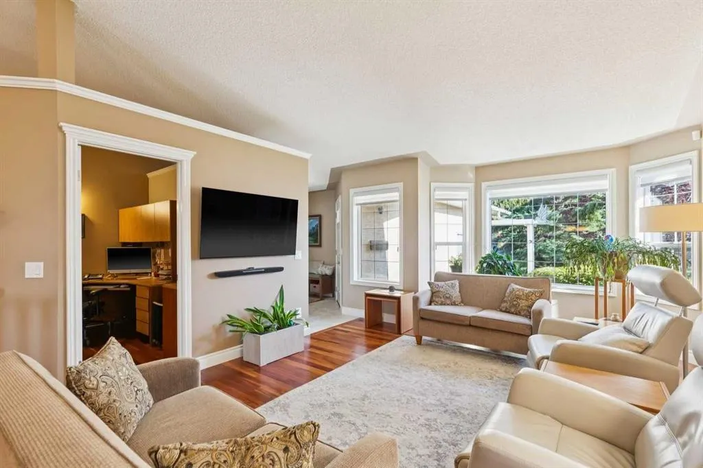 121 Sierra Morena Green SW
