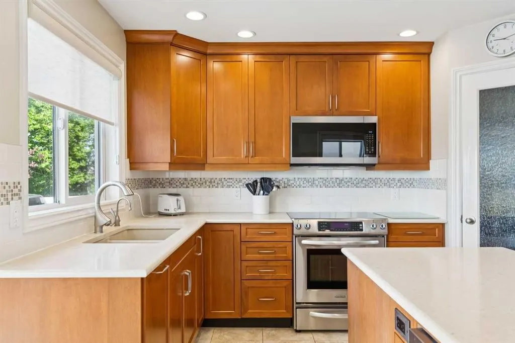 121 Sierra Morena Green SW