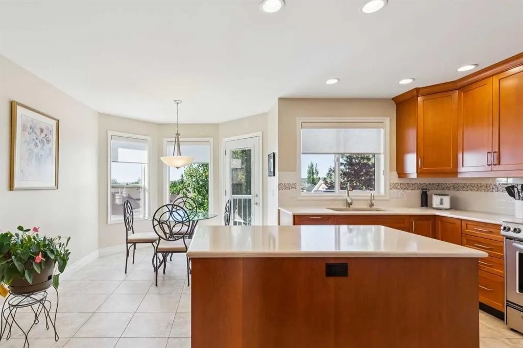 121 Sierra Morena Green SW