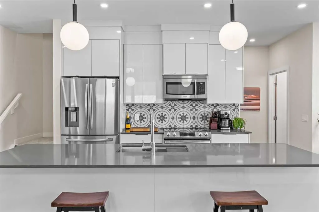 2617 12 Avenue SE