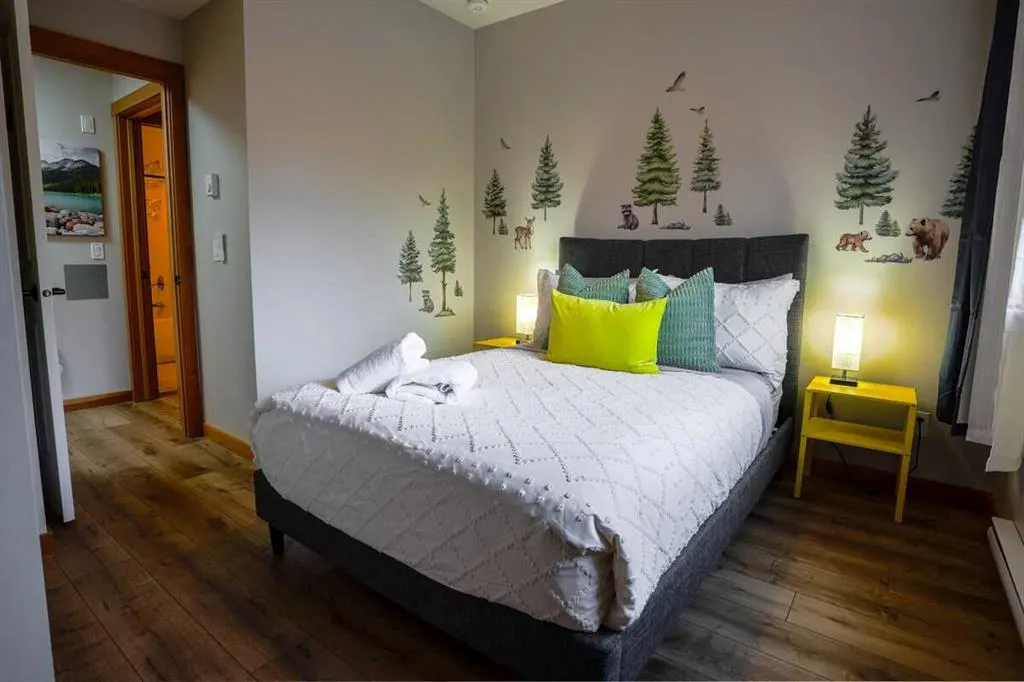 101 Montane Road #101