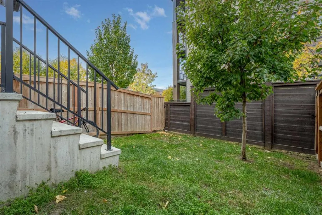 338 Seton Circle SE #110
