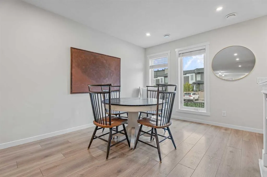338 Seton Circle SE #110