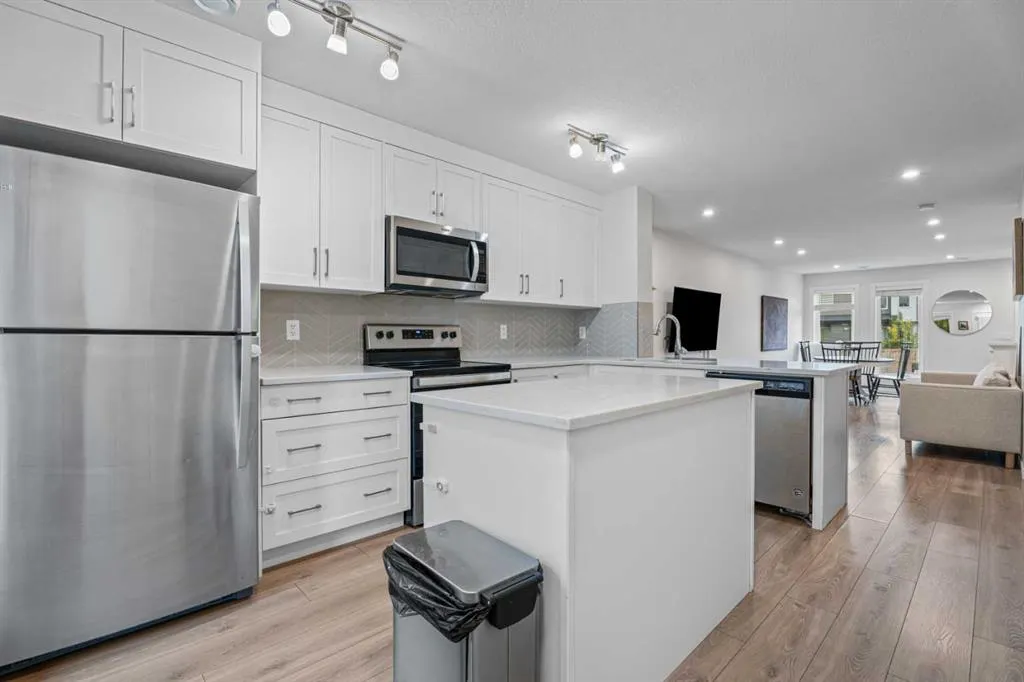 338 Seton Circle SE #110