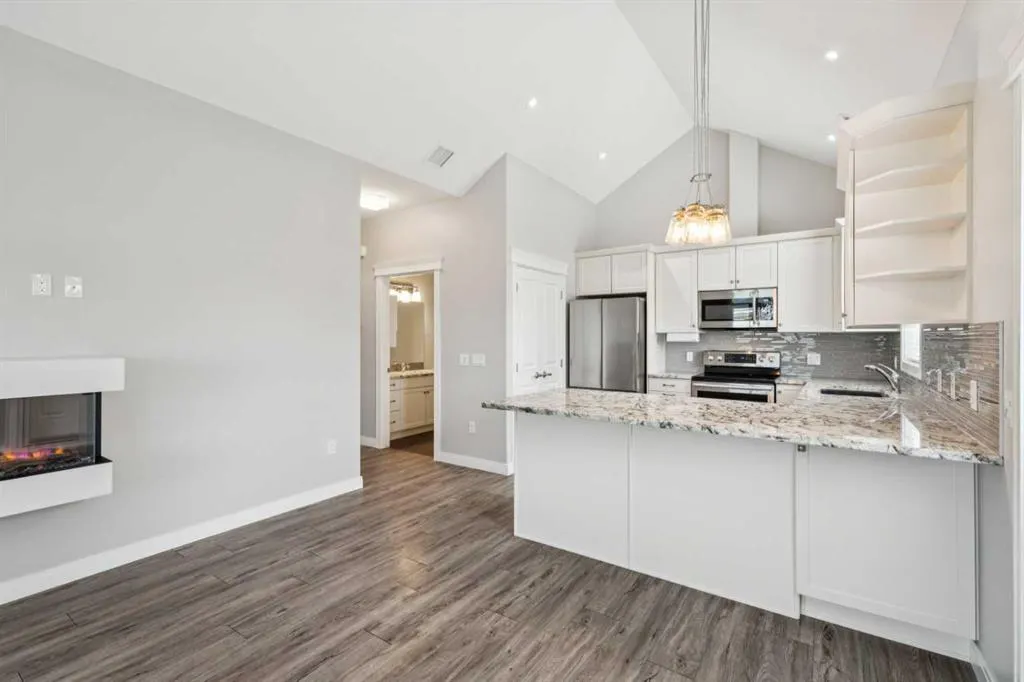 20 River Heights View #2