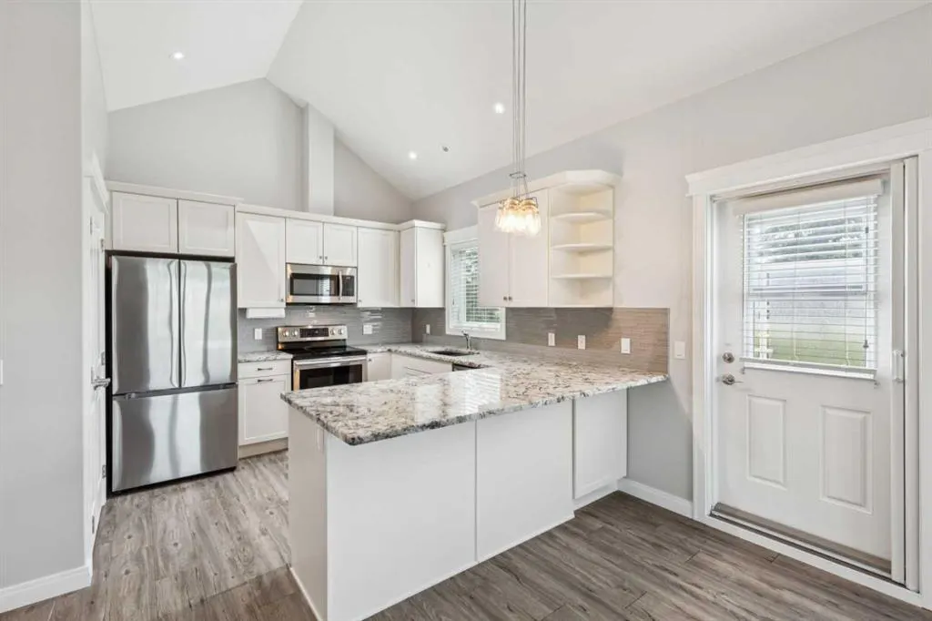 20 River Heights View #2