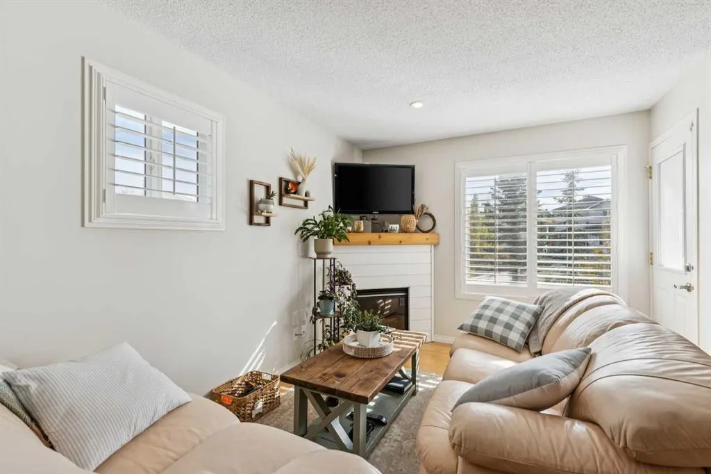 35 Royal Oak Gardens NW