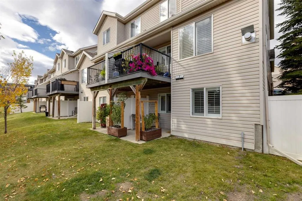 35 Royal Oak Gardens NW