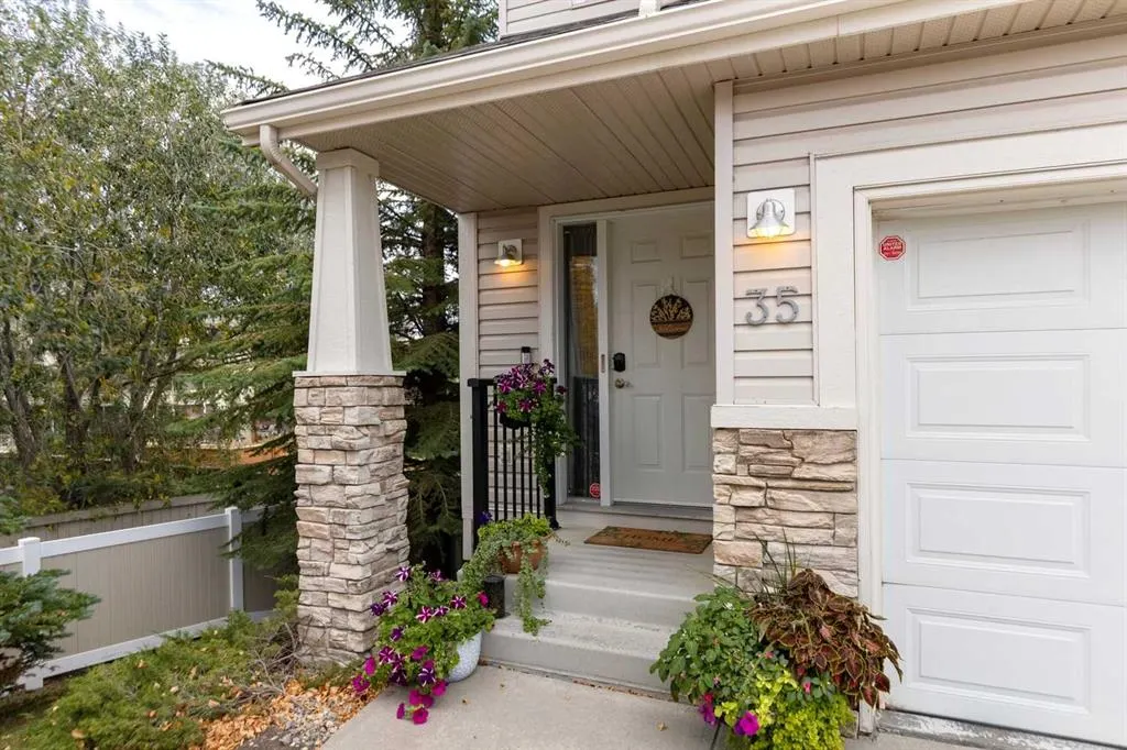35 Royal Oak Gardens NW