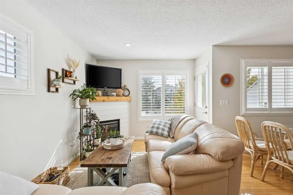 35 Royal Oak Gardens NW