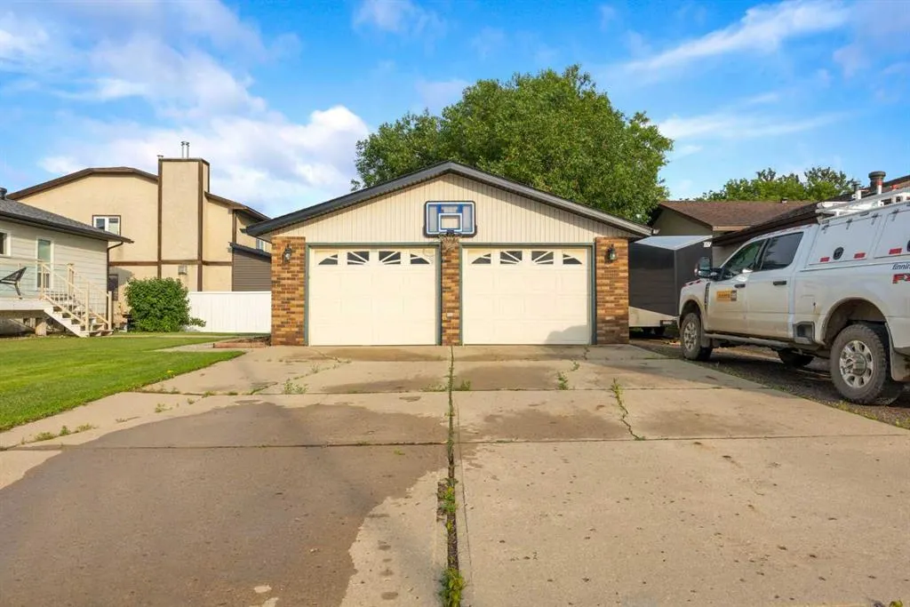 222 Berens Place