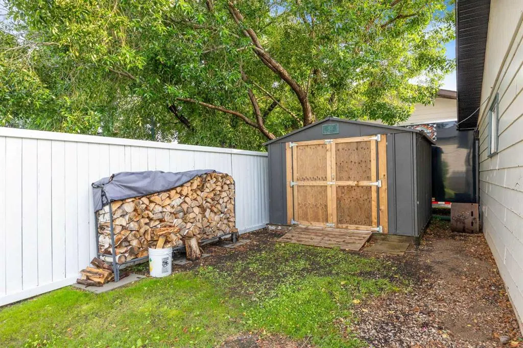222 Berens Place