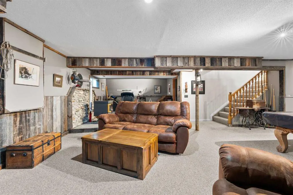87 Manyhorses Drive