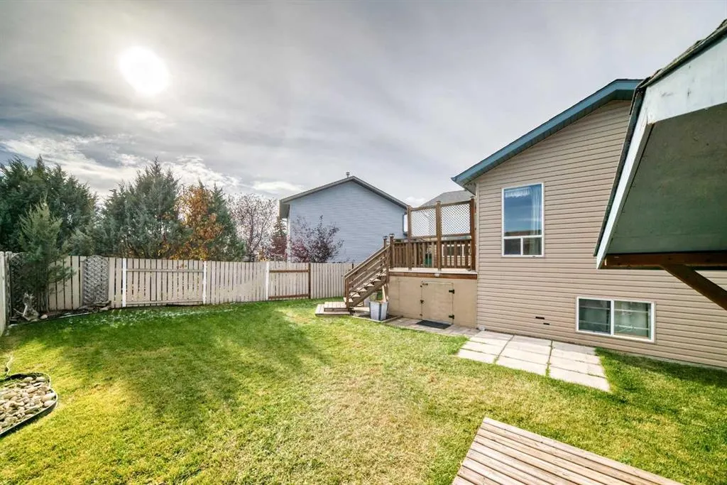 106 Elizabeth Way SE