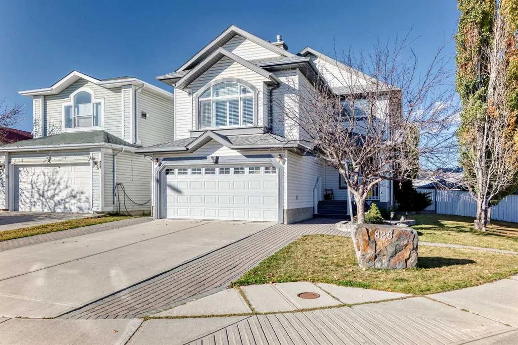 826 Applewood Drive SE