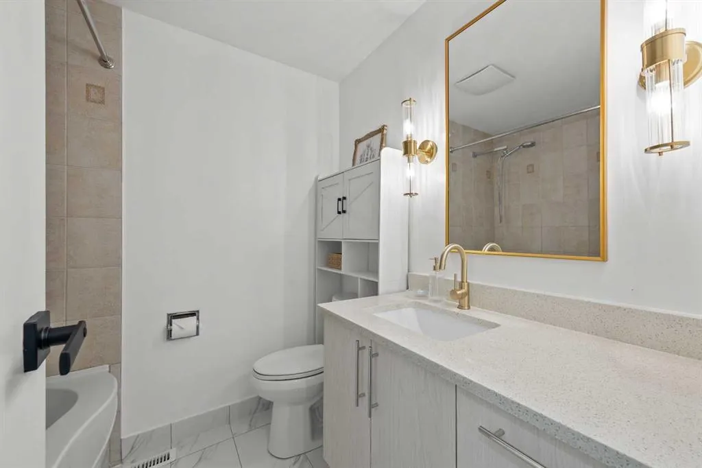 467 Queen Charlotte Road SE
