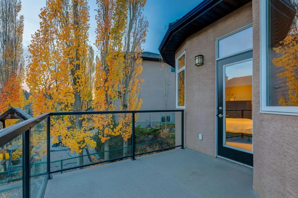 129 ROYAL Bay NW