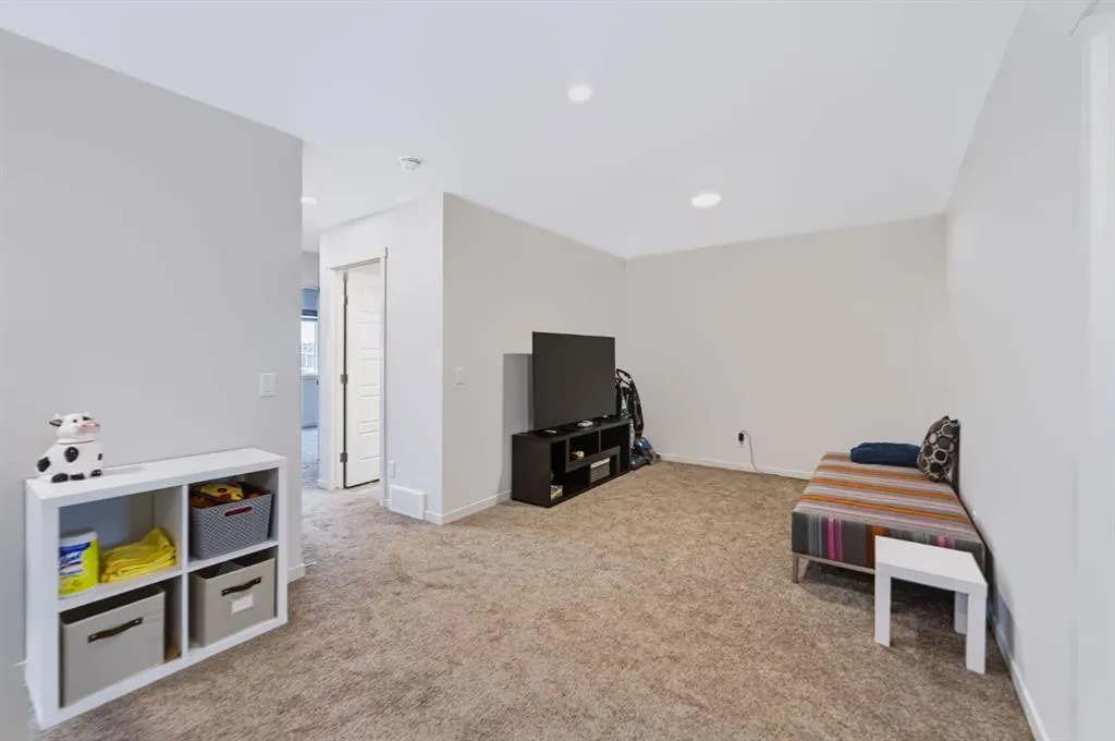 529 Chelsea Gardens