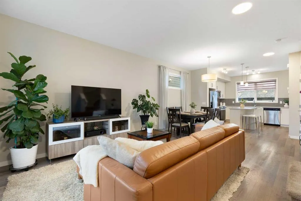 1021 Mahogany Boulevard SE