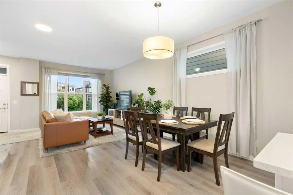 1021 Mahogany Boulevard SE