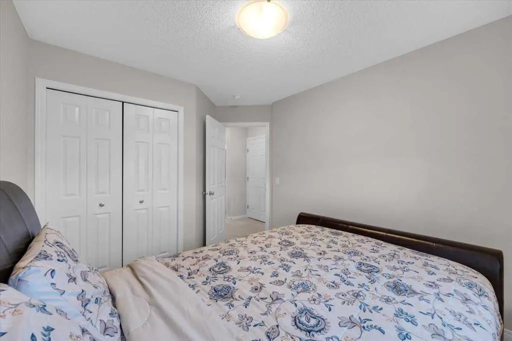 78 Walcrest Way SE